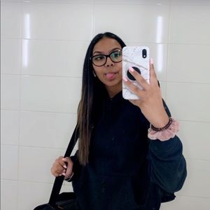 Meet your Posher, Emily